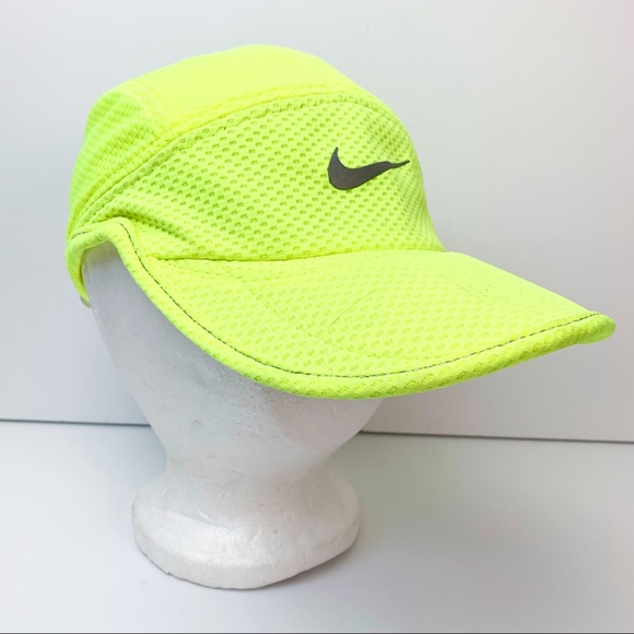 yellow cap nike